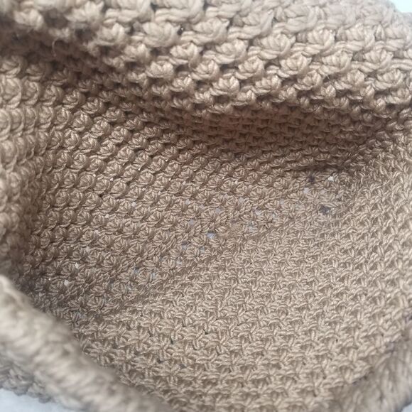 Handmade Macrame Bag with Wooden Beads. - Picture 7 of 8